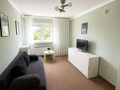 Dwupokojowe mieszkanie 40 m² na wynajem, Stare Bielany, ul. Kasprowicza - miniatura 4
