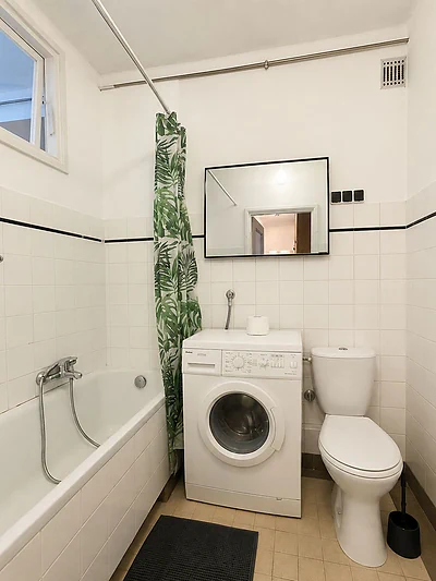 Dwupokojowe mieszkanie 40 m² na wynajem, Stare Bielany, ul. Kasprowicza - miniatura 3