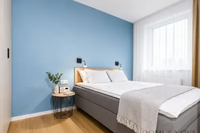 Studio 31 m² na Kamionku, Aleje Praskie, balkon i garaż - miniatura 5