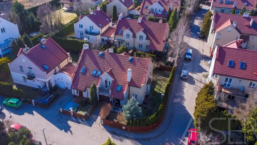 Dom w zabudowie bliźniaczej na wynajem, Zerzeń, Warszawa - zdjęcie 1