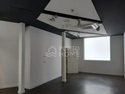 Lokal handlowo-usługowy w Centrum Handlowym Batory, Gdynia – 50 m² - miniatura 6