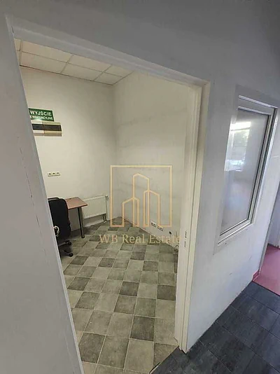 Wykończony lokal biurowy 87 m² z witrynami - Warszawa Praga-Południe Gocławek - miniatura 9