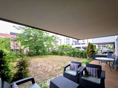 2-pokojowy apartament z ogrodem, klimatyzacją i parkingiem – Mokotów - miniatura 9
