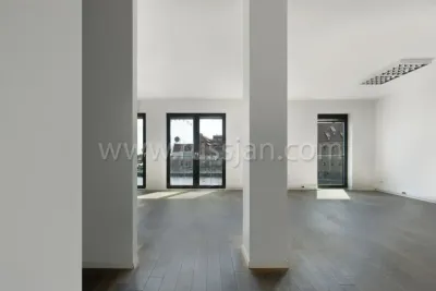 Reprezentacyjny lokal biurowy 76 m² przy Targu Rybnym, Gdańsk - miniatura 2