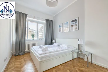 Mieszkanie 3-pokojowe 60 m² Gdynia Śródmieście, ul. Portowa, balkon, parking - miniatura 2
