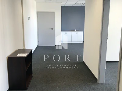 Biuro na wynajem 180 m² z parkingiem – Gdynia, Wielki Kack - miniatura 3