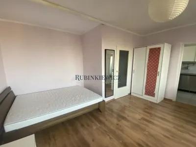 Kawalerka 31 m² przy metrze Imielin, ul. Kulczyńskiego, Warszawa - miniatura 4