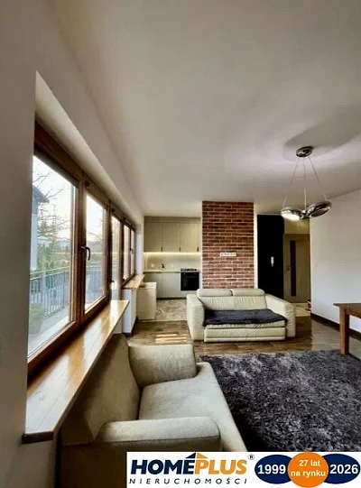 5-pokojowe mieszkanie 110 m² po remoncie – Marki, ul. Długa - miniatura 2