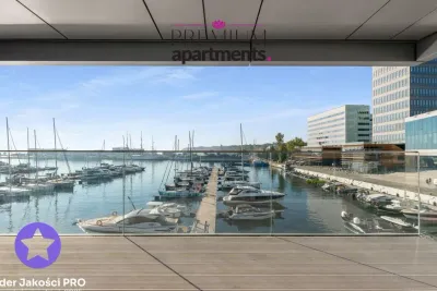 Apartament 87 m² Yacht Park Gdynia, widok na marinę, taras, hala - miniatura 2