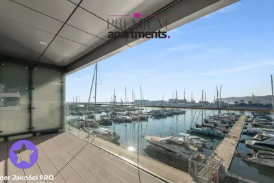 Apartament 87 m² Yacht Park Gdynia, widok na marinę, taras, hala - miniatura 3