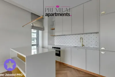 Apartament 87 m² Yacht Park Gdynia, widok na marinę, taras, hala - miniatura 8